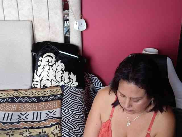 Kaily-jonness webcam