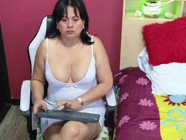 Kaily-jonness webcam