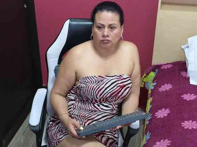 Kaily-jonness webcam