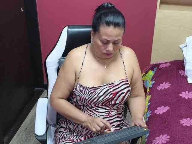Kaily-jonness webcam