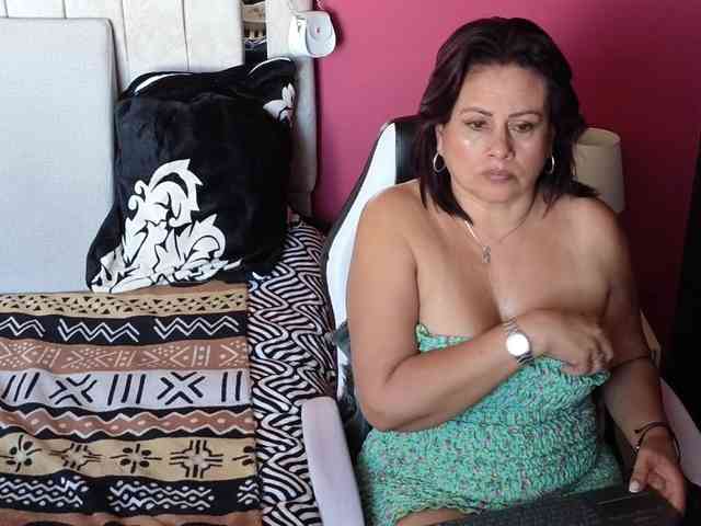 Kaily-jonness webcam
