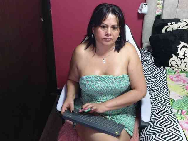 Kaily-jonness webcam