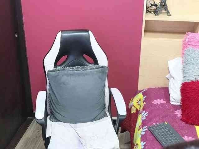 Kaily-jonness webcam