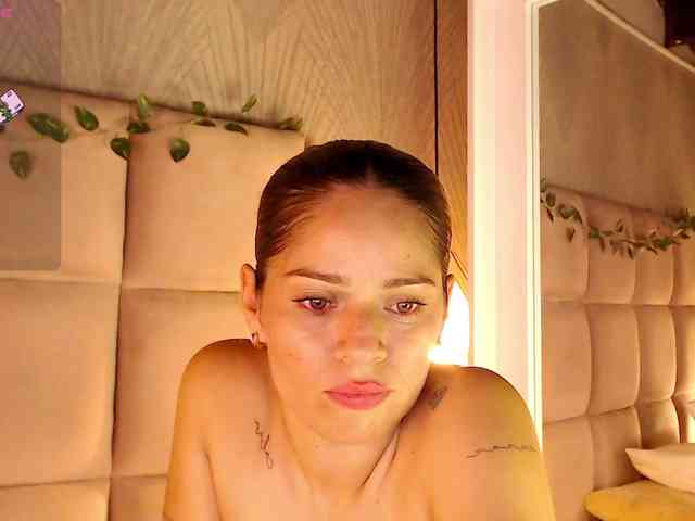 Melanny-gil webcam