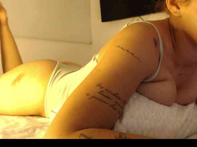 Melanny-gil webcam