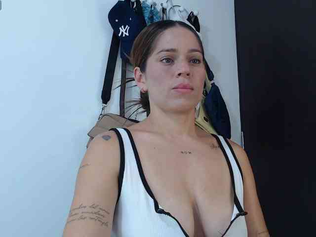 Melanny-gil webcam