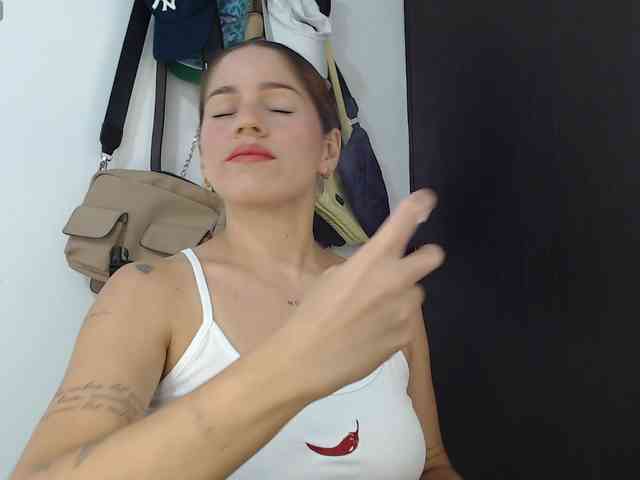 Melanny-gil webcam