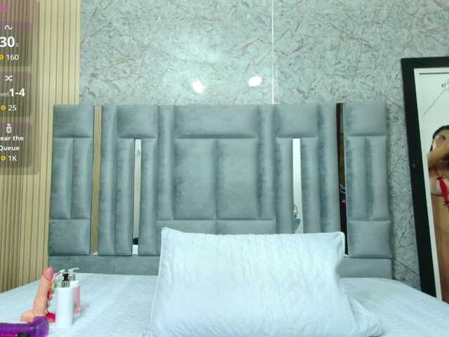 veronicaroose's BongaCams show and profile