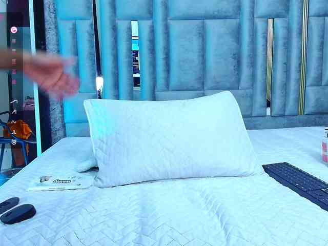veronicaroose webcam