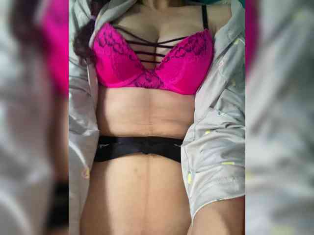 brianarey3 Live Webcam on BongaCams