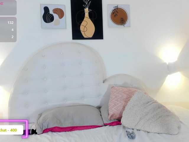 mhia-paris's BongaCams show and profile