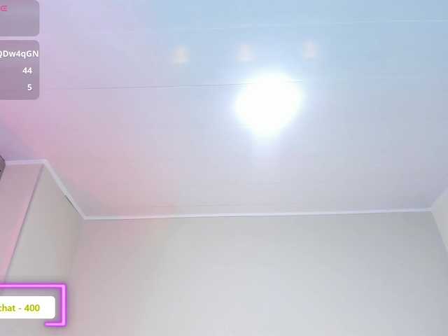 mhia-paris's BongaCams show and profile