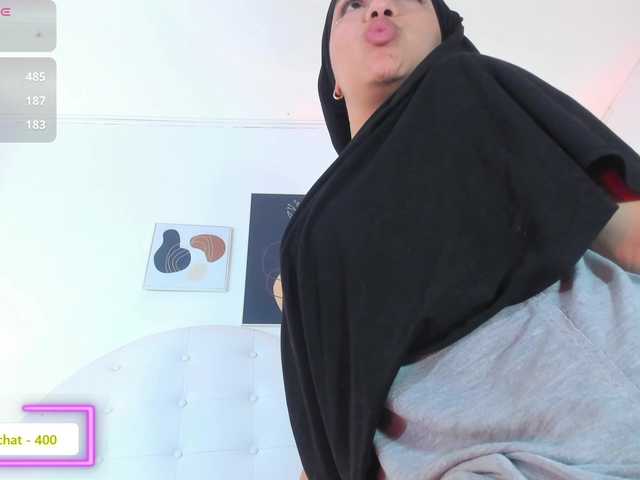 mhia-paris's BongaCams show and profile