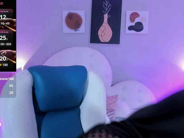 Umarani_ webcam