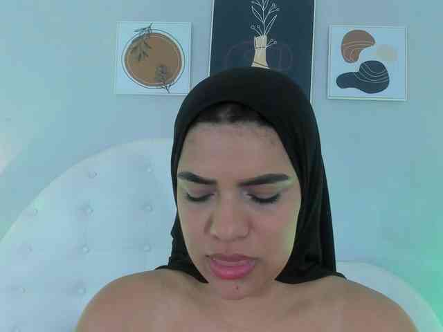 Umarani_ webcam