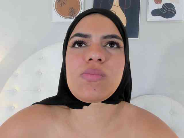 Umarani_ webcam