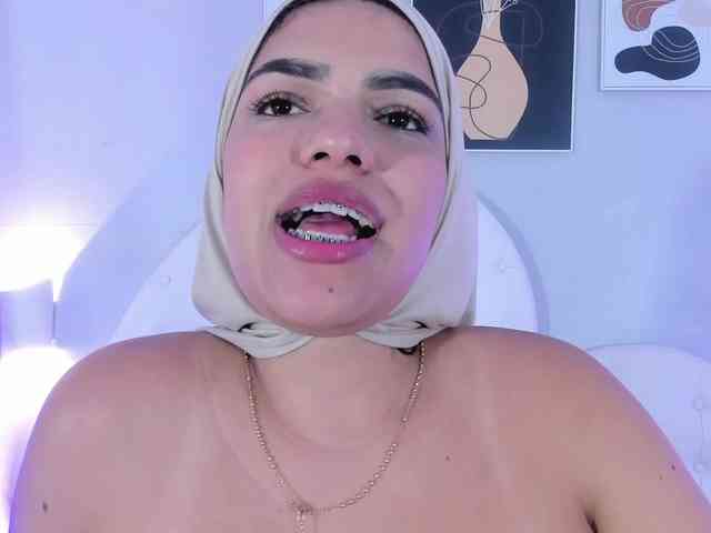 Umarani_ webcam