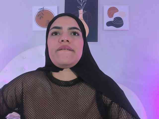 Umarani_ webcam