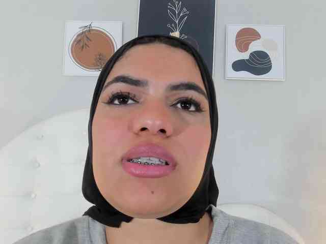 Umarani_ webcam
