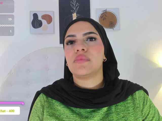 mhia-paris Live Webcam on BongaCams