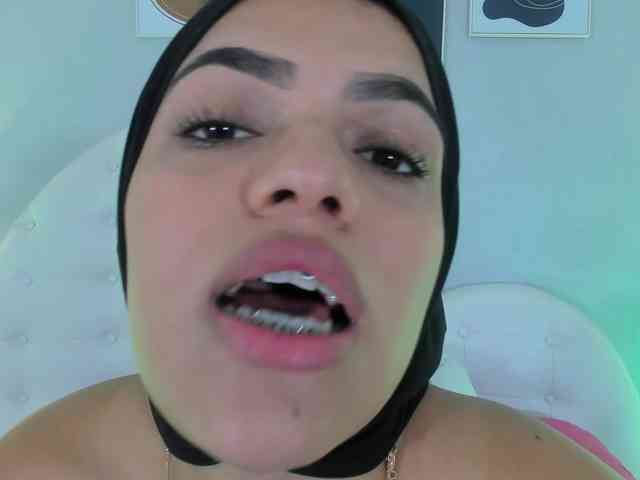 Umarani_ webcam