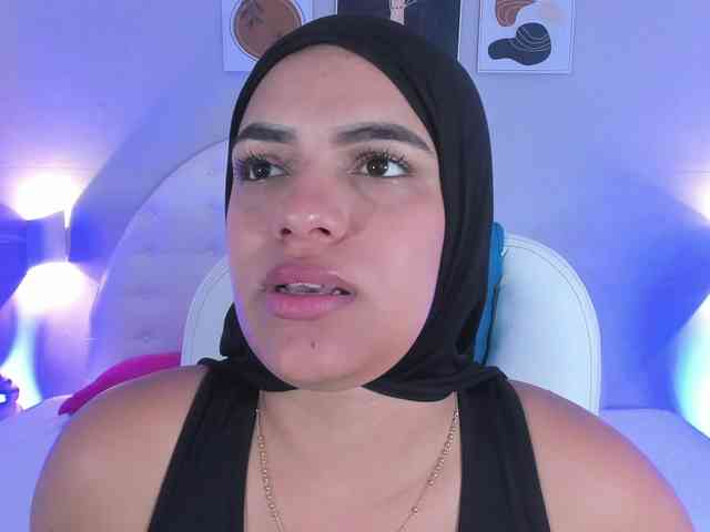 Umarani_ webcam