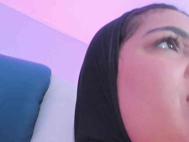 Umarani_ webcam