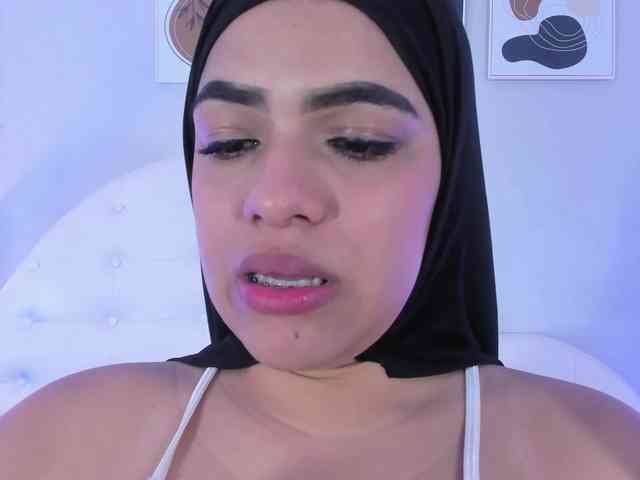 Umarani_ webcam