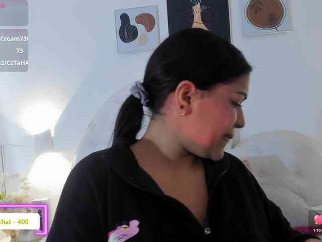 mhia-paris Live Webcam on BongaCams