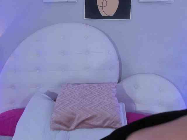 Umarani_ webcam