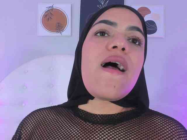 Umarani_ webcam
