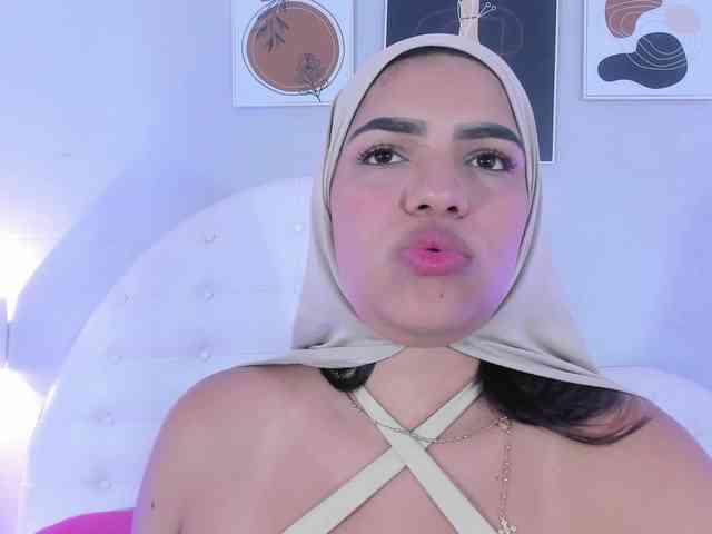 Umarani_ webcam