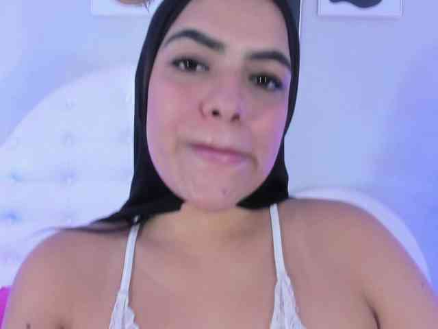 Umarani_ webcam