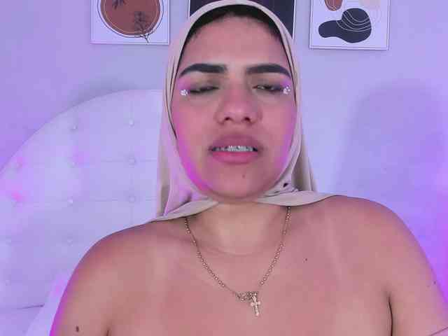 Umarani_ webcam