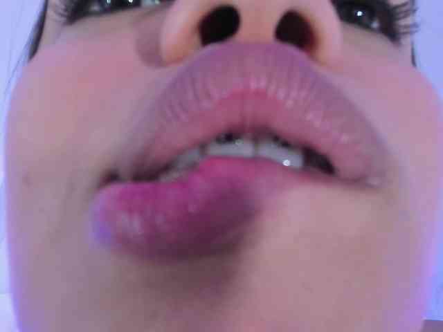 Umarani_ webcam