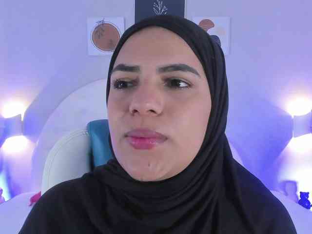 Umarani_ webcam