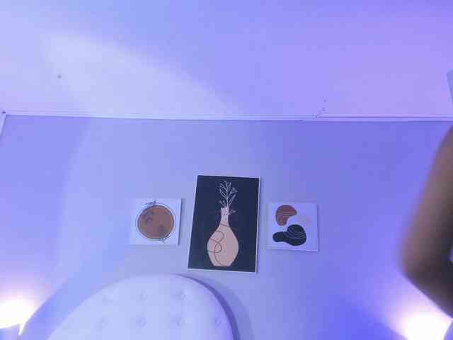 Umarani_ webcam