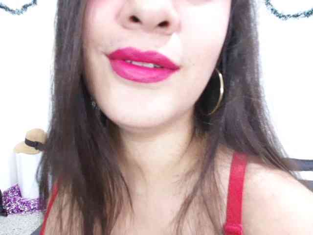 AndreaBigboobs webcam