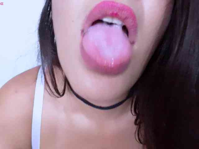 AndreaBigboobs webcam