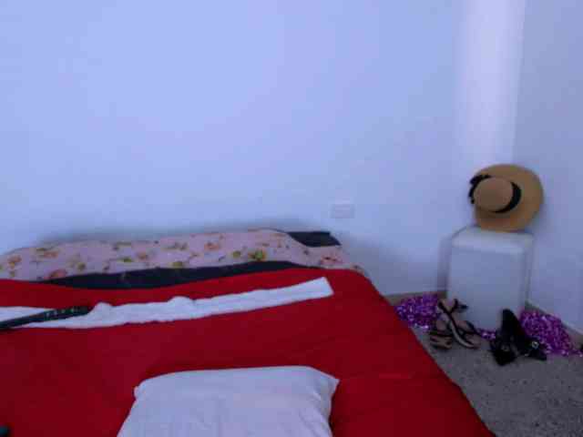 AndreaBigboobs webcam