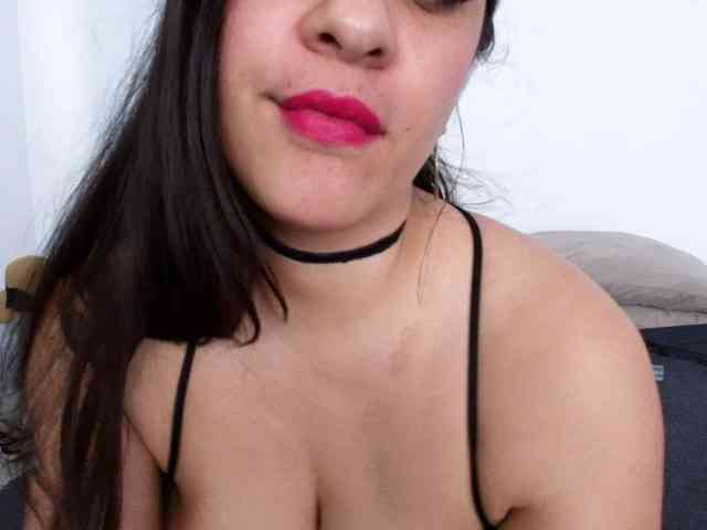 AndreaBigboobs webcam