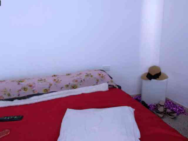 AndreaBigboobs webcam