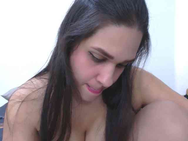 AndreaBigboobs webcam