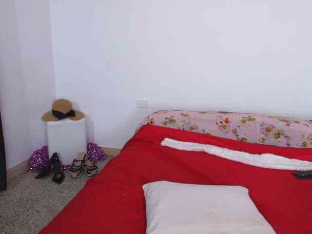 AndreaBigboobs webcam