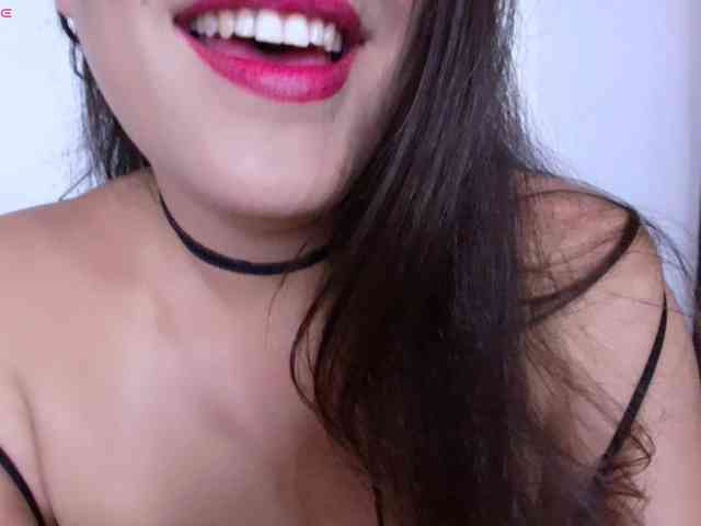 AndreaBigboobs webcam