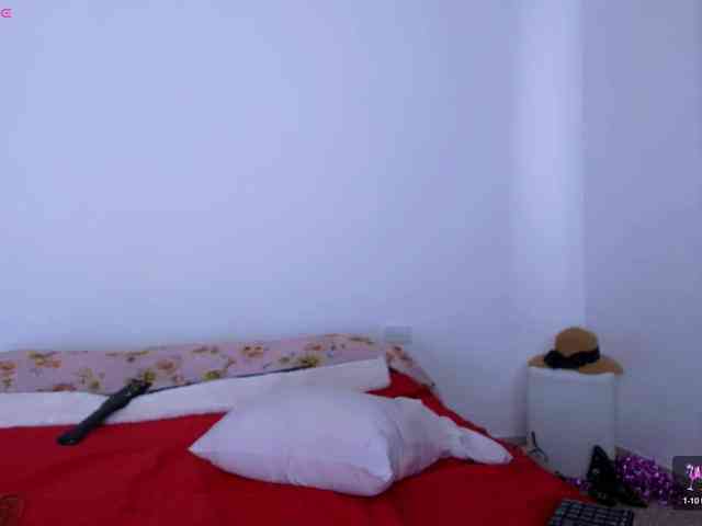 AndreaBigboobs webcam