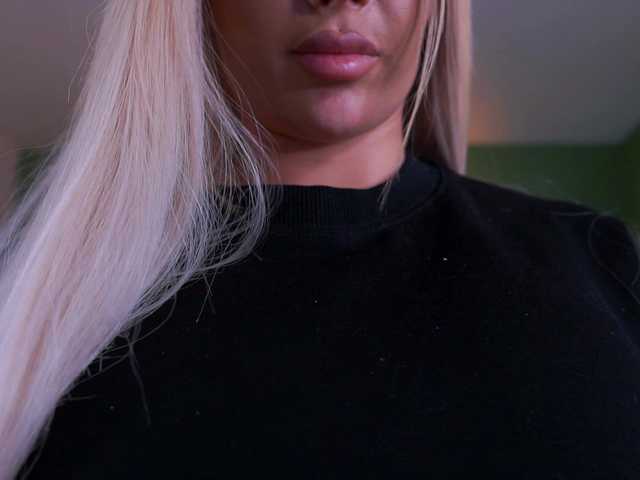 go to chat with EvaZane