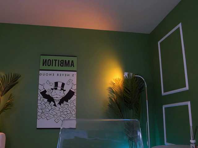 EvaZane's BongaCams show and profile