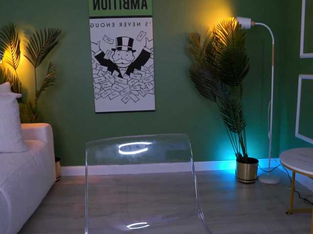 EvaZane's BongaCams show and profile