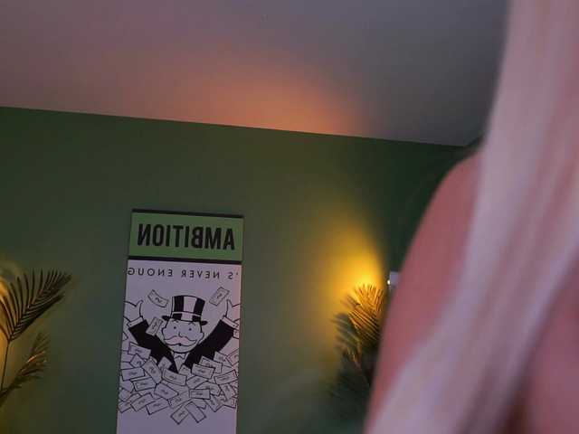 EvaZane's BongaCams show and profile